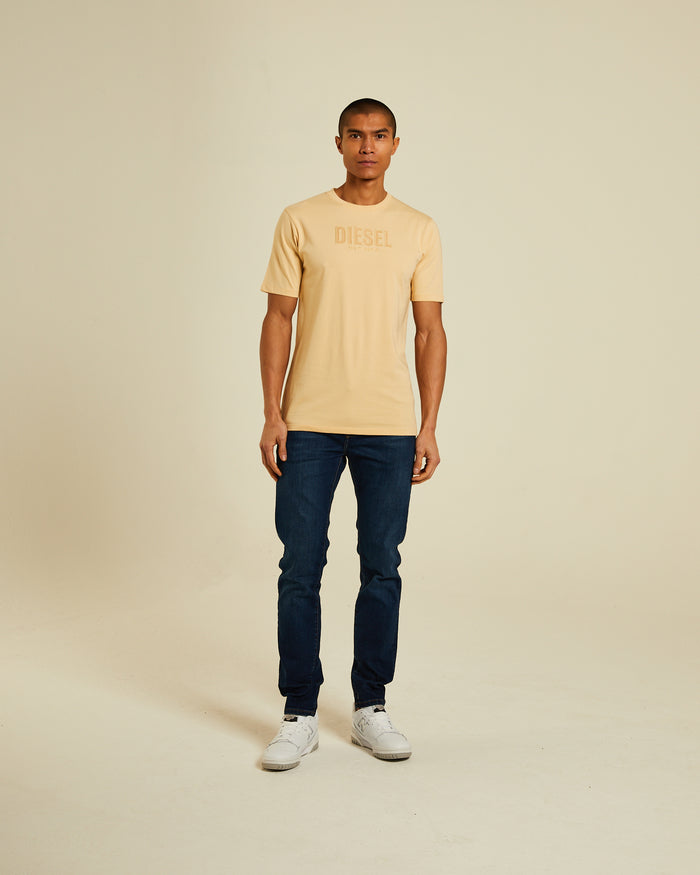 Adams Tee Almond Butter