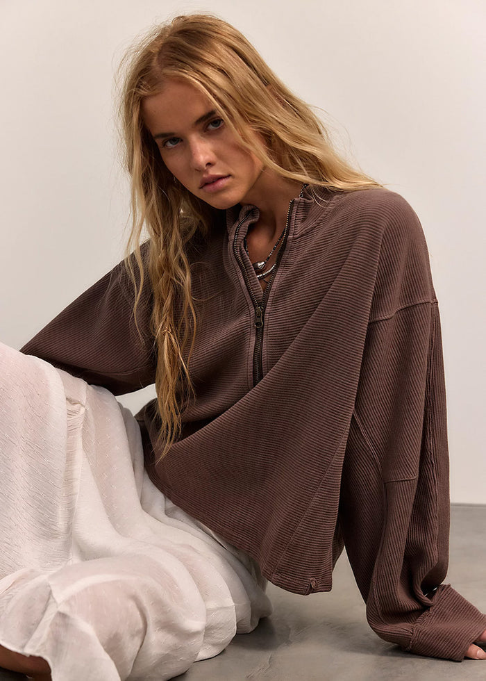 Celeste Quarter Zip - Mochachinno