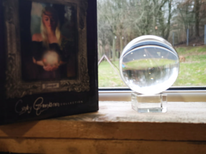 Earthstore® Cindy Grundsten Crystal Ball - gazing or crystal visioning, manifest, scrying