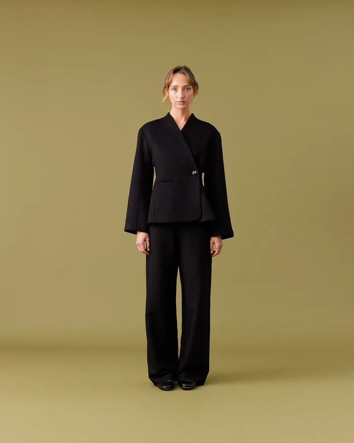COCO BLAZER BLACK
