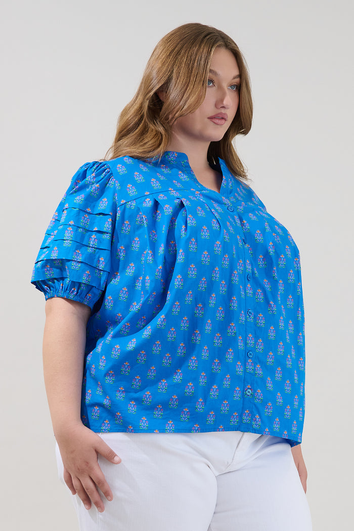 Court Button Down Top Raidy Floral Curve