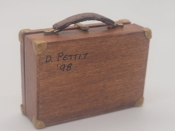 D. Pettit Artists Paint Box 1998