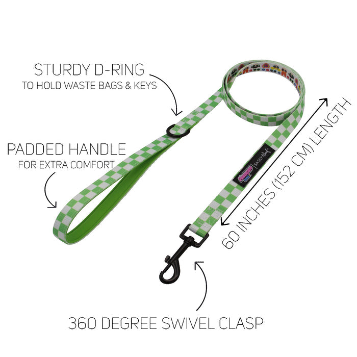 The Sassy Woof Dog Leash - The Powerpuff Girls™ (Green) features a padded handle, sturdy D-ring for bags or keys, 360° swivel clasp, and a 60-inch length—perfect with your favorite harness.