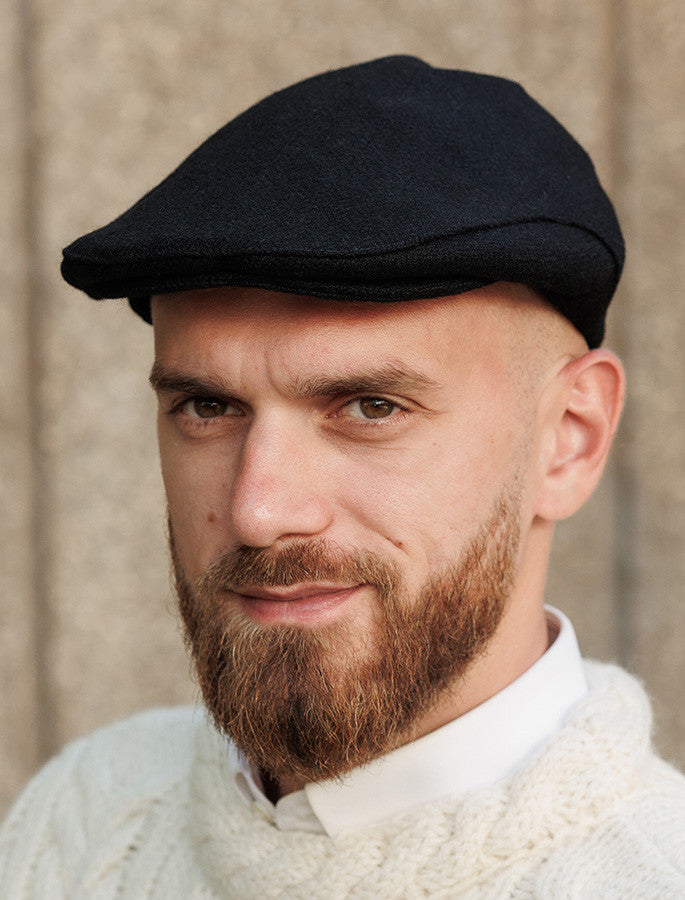 Donegal Tweed Flat Cap - Jet Black #color_jet-black