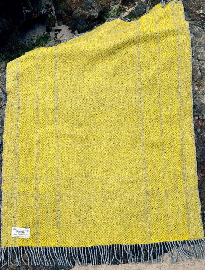 Donegal Tweed Large Undulating Twill Throw - Primrose #color_primrose