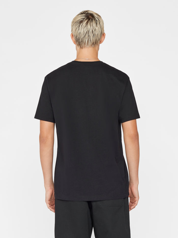 tee back view alt:fit2