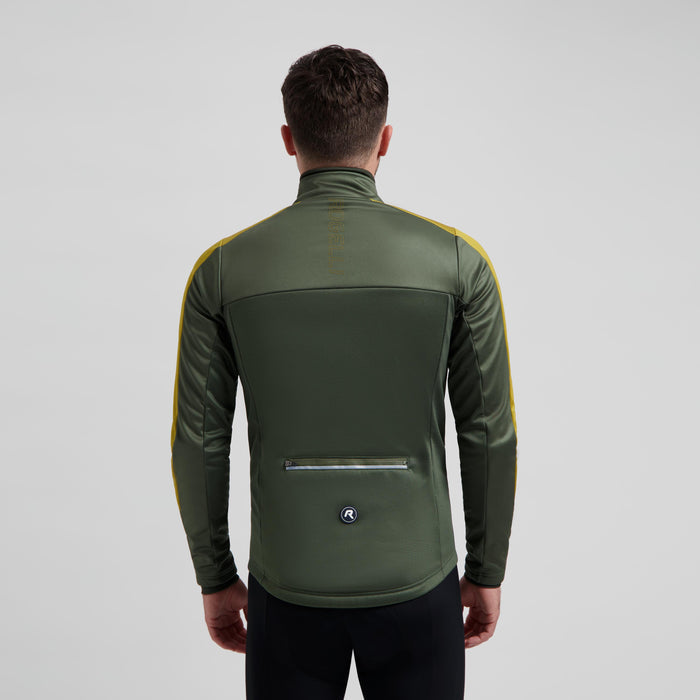 Rogelli Freeze fietsjack heren groen gedragen achterkant.