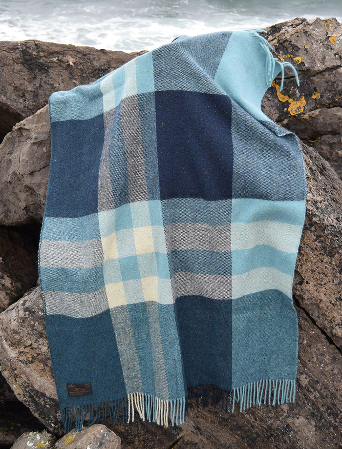 Into The Wild Handwoven Throw - Seascape #color_seascape