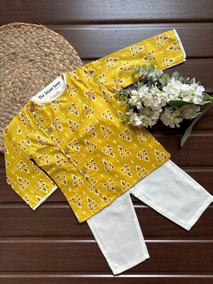 Ladoo Kurta Set