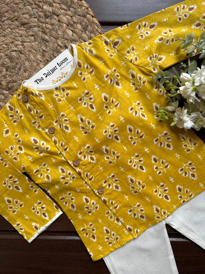 Ladoo Kurta Set