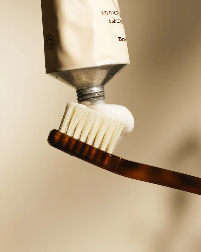 Laro Naturally Whitening Toothpaste