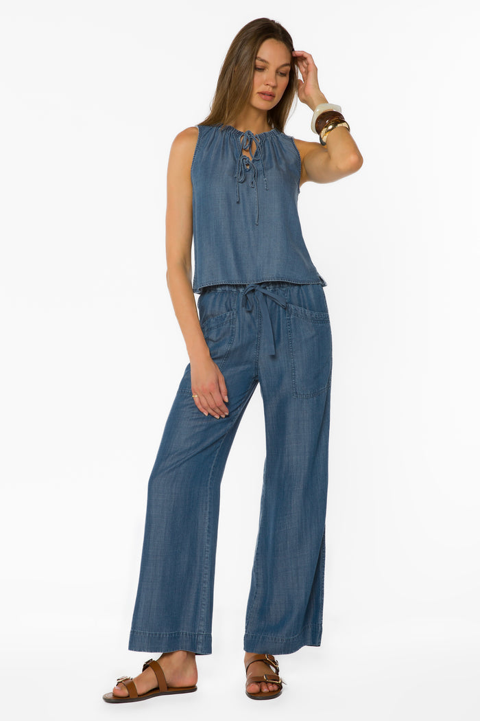 Layla Calva Tank
