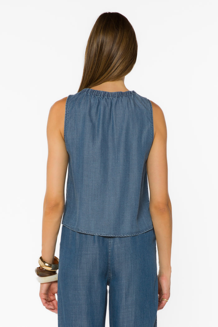 Layla Calva Tank