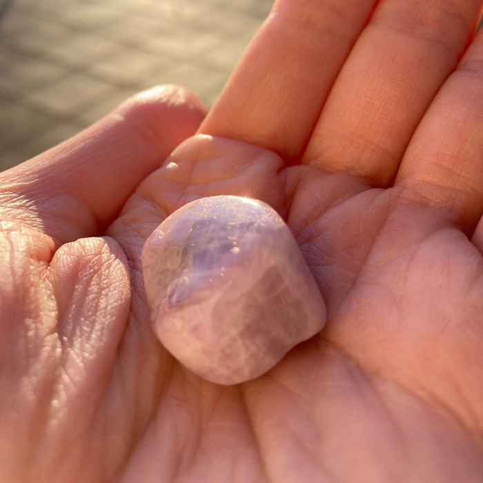 Earthstore® Lilac Kunzite - Tumblestone - (RARE)