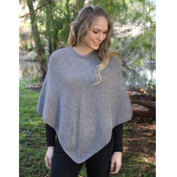 Lothlorian - Plain Poncho (9982)Silver