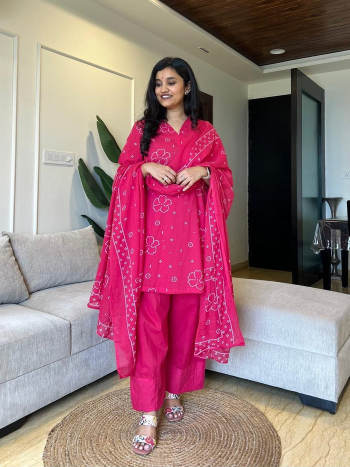 Meeta Bandhej Farshi Salwar Suit- Pink