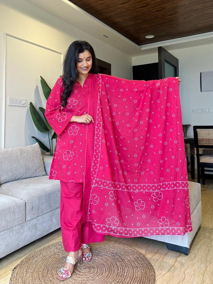 Meeta Bandhej Farshi Salwar Suit- Pink