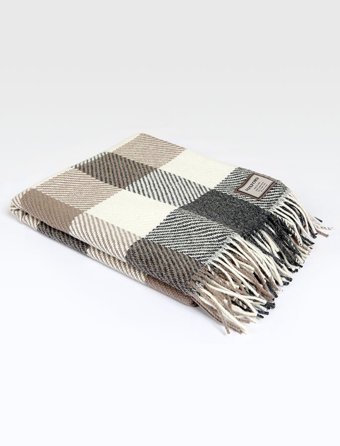 Merino Throw - Classic Check #color_classic-check