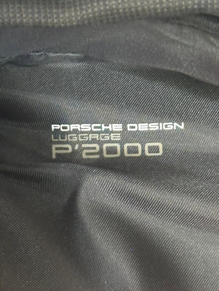 PORSCHE DESIGN P2000 Roller Luggage (used)