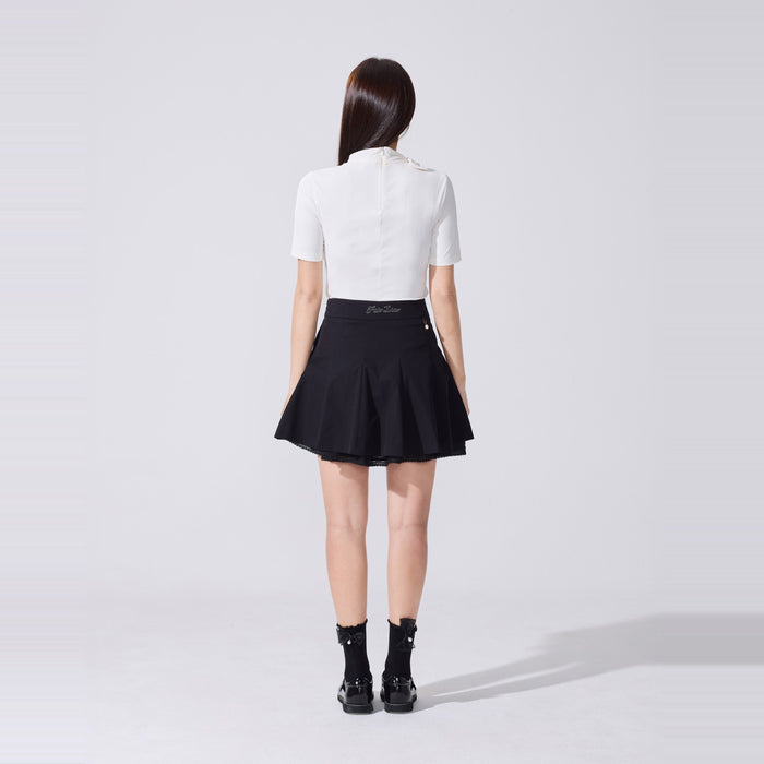 Ribbon High Neck Seven-Button T-Shirt (White)