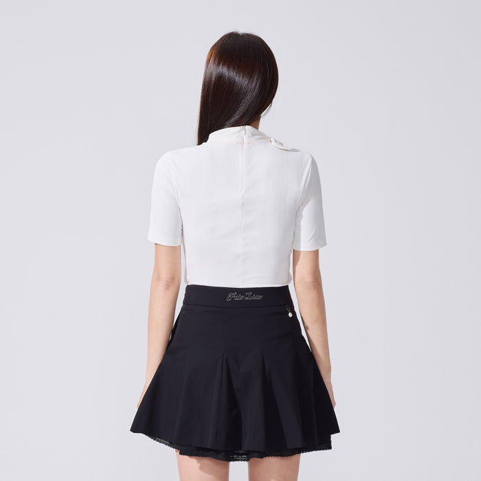 Ribbon High Neck Seven-Button T-Shirt (White)