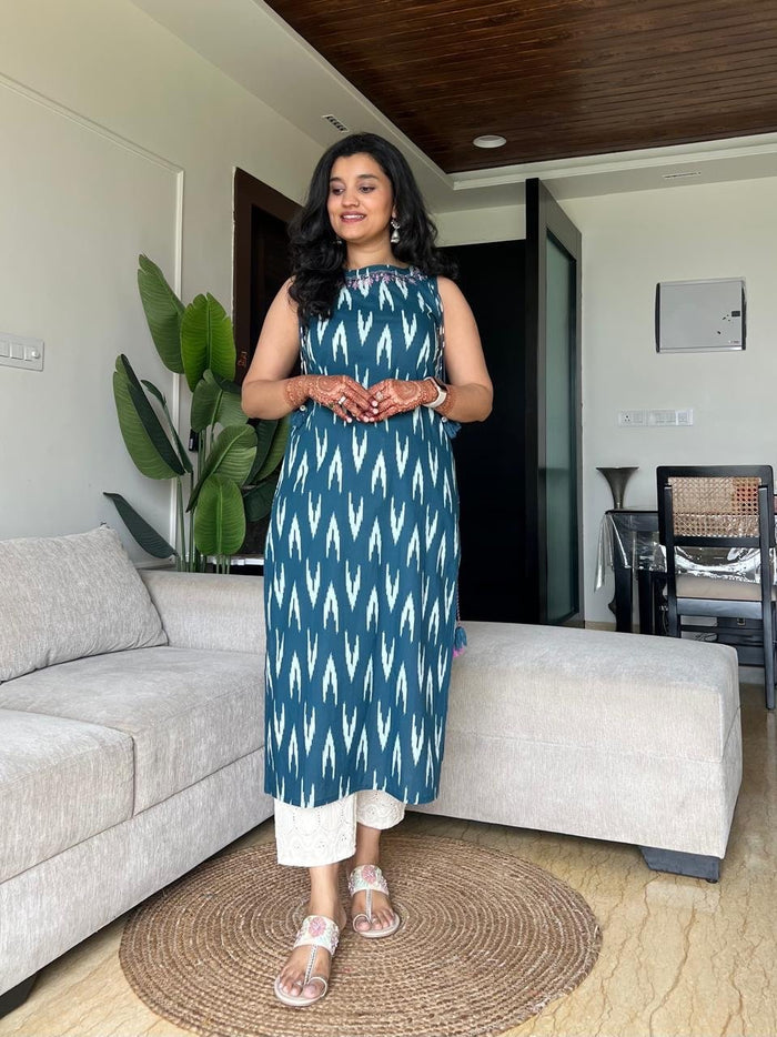 Roshni Sleeveless Cotton Tassel Kurta- Ikkat Blue