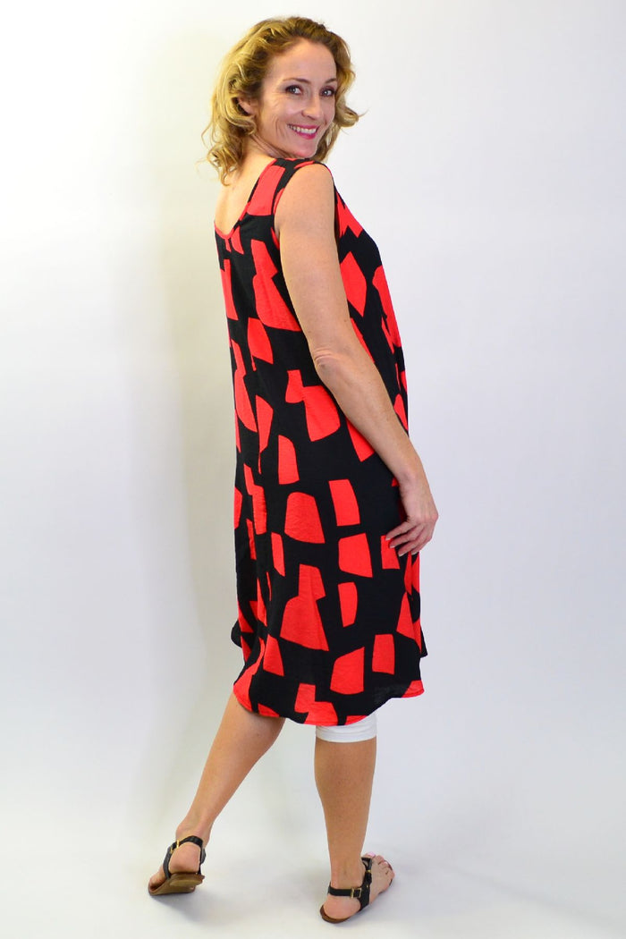 Cordelia St Shapes A line shift tunic dress, featuring a relaxed fit with a simple, elegant design perfect for casual wear.