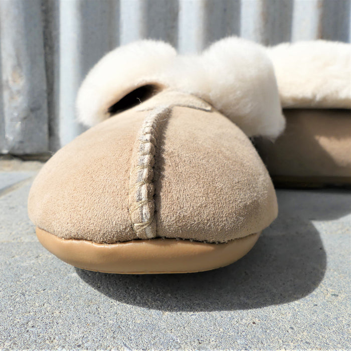 Mel Sheepskin Slipper close up