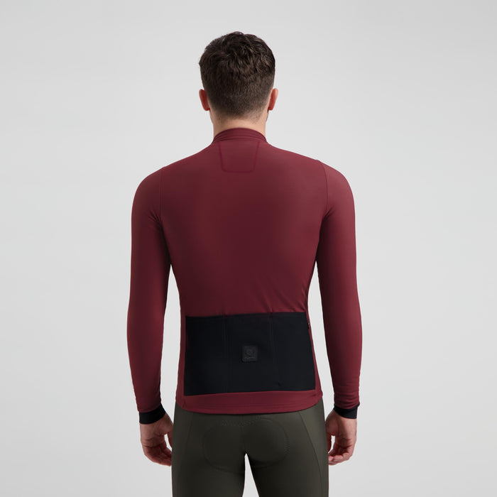 Rogelli Signature fietsshirt heren rood lange mouw gedragen achterkant.