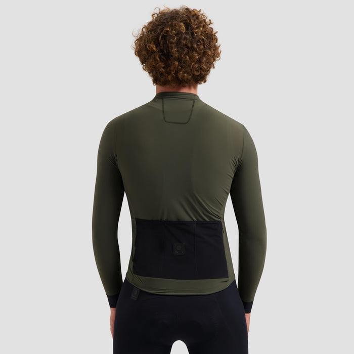 Rogelli Signature Light fietsshirt heren groen gedragen achterkant.