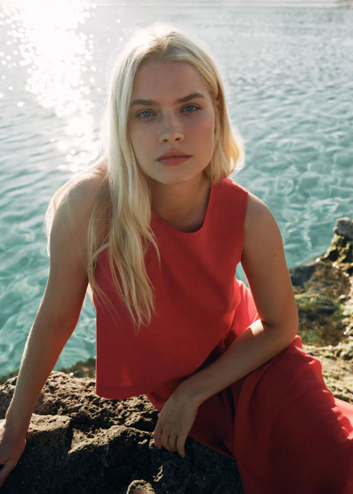 Sloane Linen Top - Chili Pepper