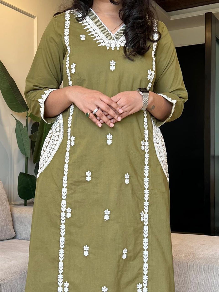 Surya Embroidered Fancy Pant Set- Green