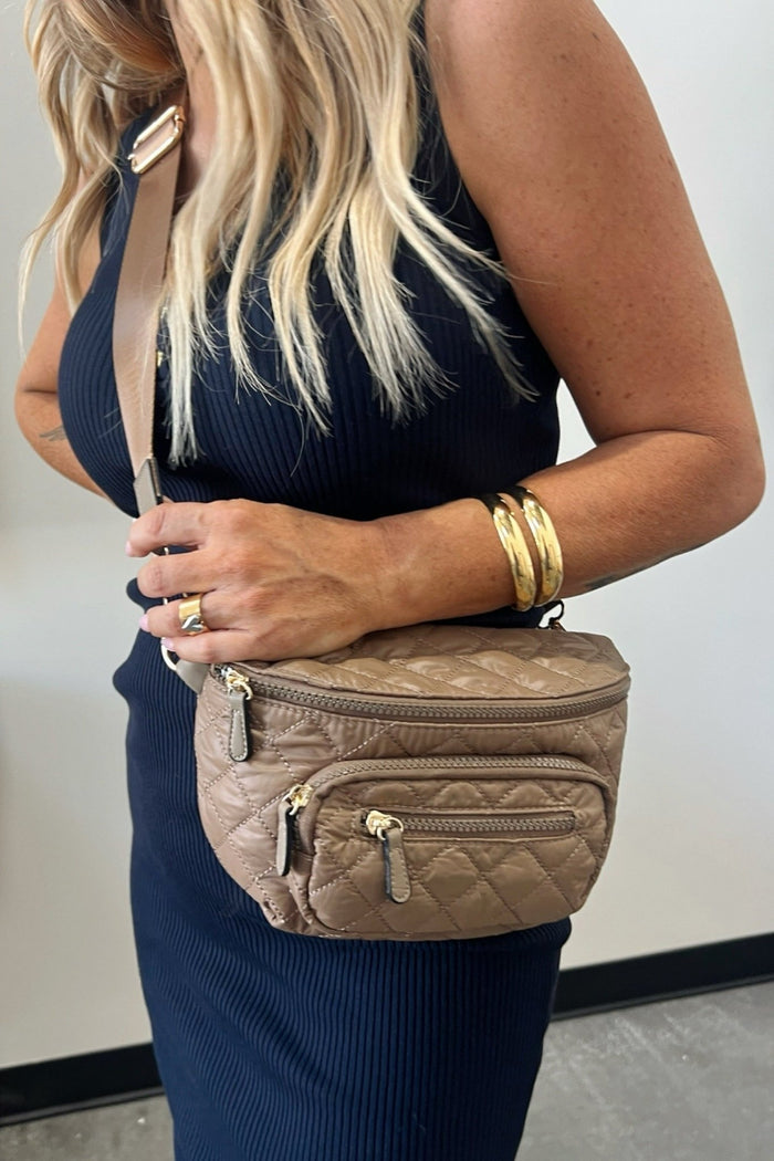 quilted belt bag with multi pockets