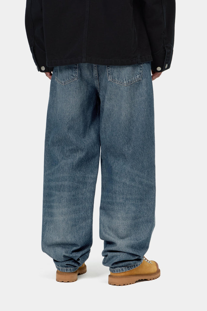 W Arin Pant