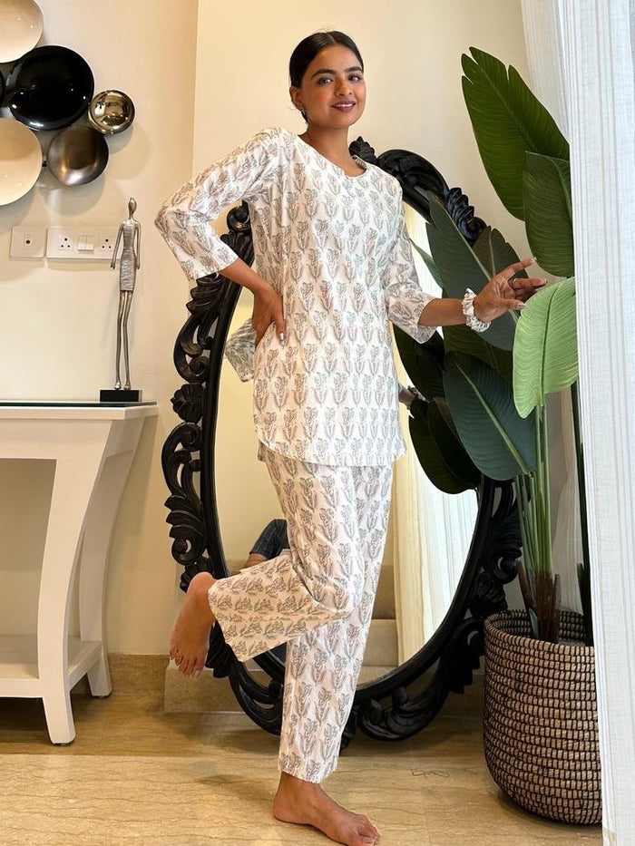 White Flower Booti Lounge Set