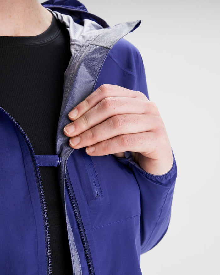 b0651_ofd_seeker_womens_2_5l_rain_jacket_g_1743633192000